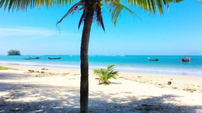 1bedroom apartment infinity pool, Gym, walk to lovely Naiyang Beach
